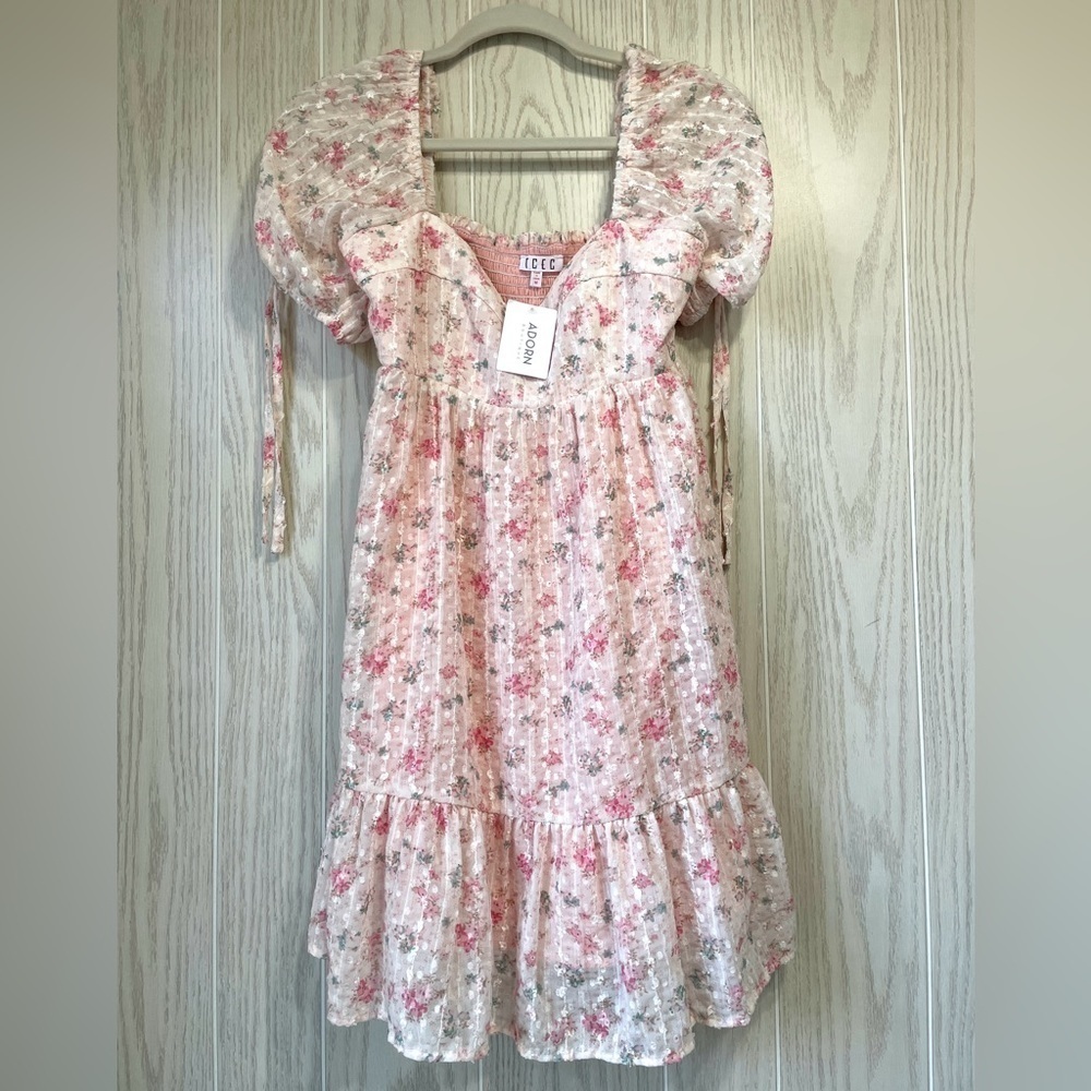TCEC Stealin' Hearts Dress Size M NWT